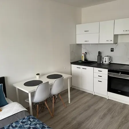 New Beautiful 15 Minutes From The Center *